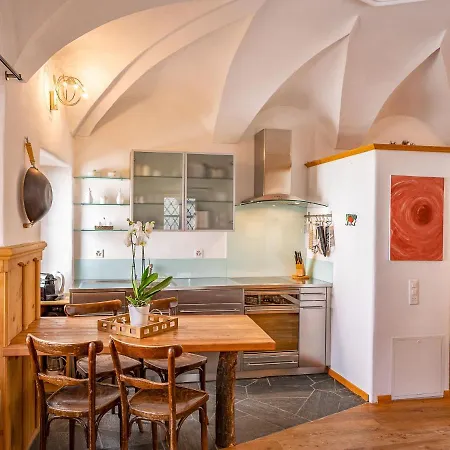 Chesa Chascharia 1 By Interhome *