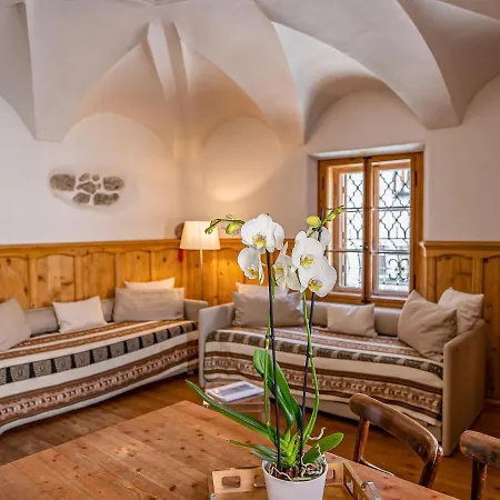 Chesa Chascharia 1 By Interhome شقة *